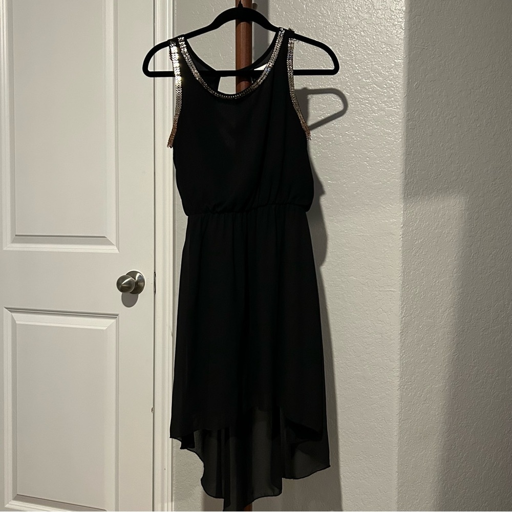 W Umgee Black High-Low Chain Trim Sleeveless Dress Size S |E12